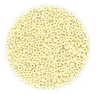 11/o Czech SEED BEADS - Cream