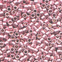 DB0420: 11/o MIYUKI DELICAS - Metallic Pink