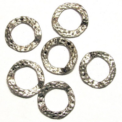25x4x1mm Hammered Wavy Closed Ring HOOP COMPONENTS: Antiqued Silvertone