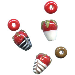 12x17mm Lampwork Glass Chocolate Dipped STRAWBERRY Beads