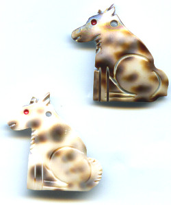 20x25mm Spotted Shell DOG, COYOTE, WOLF Animal Fetish Bead